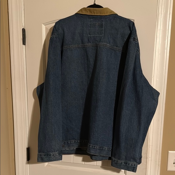 Levi's Stock Trucker Jacket - Picture 7 of 8